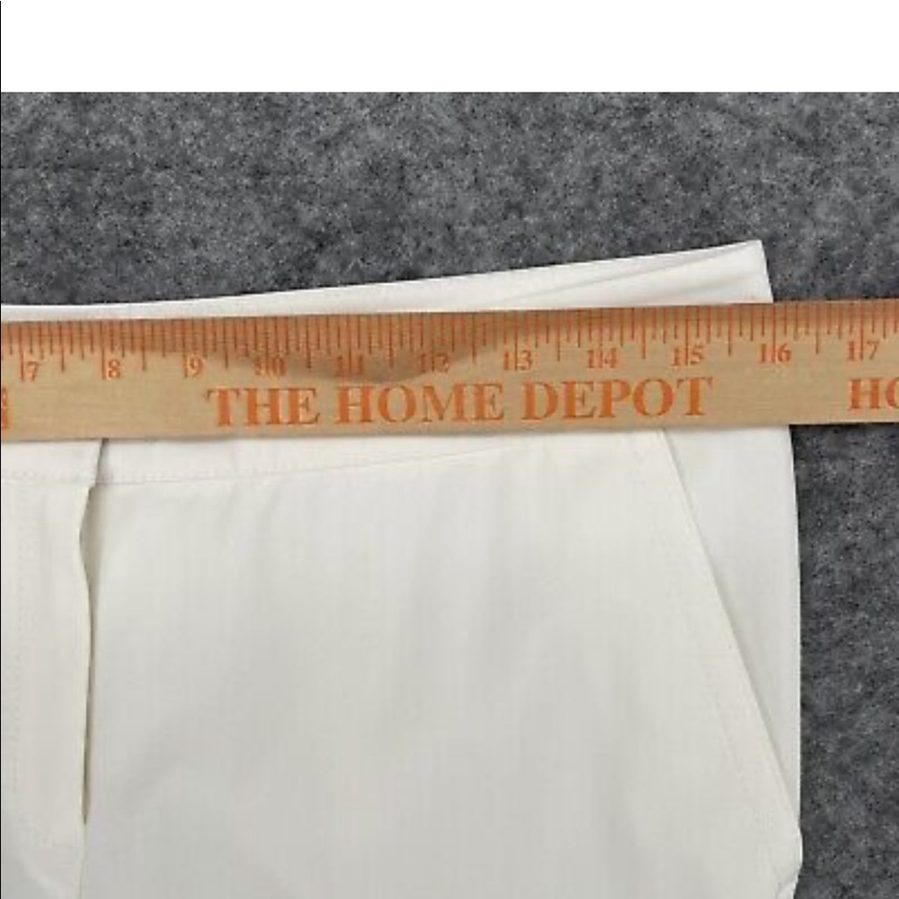 Lafayette 148 Beautiful white trousers. Wide leg. Gorgeous fabric ! - Picture 4 of 5
